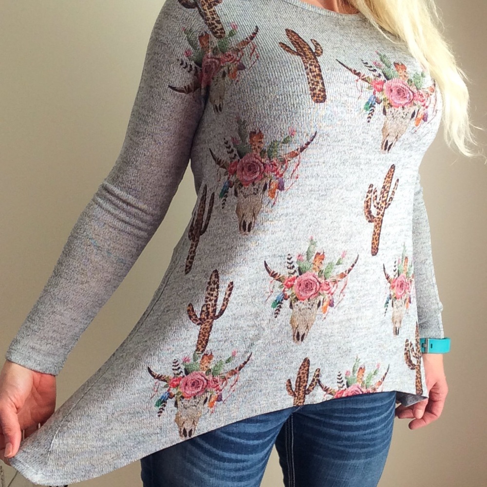 Bohemian Floral Longhorn Cow Skull Print Knit Top - Picture 5 of 8